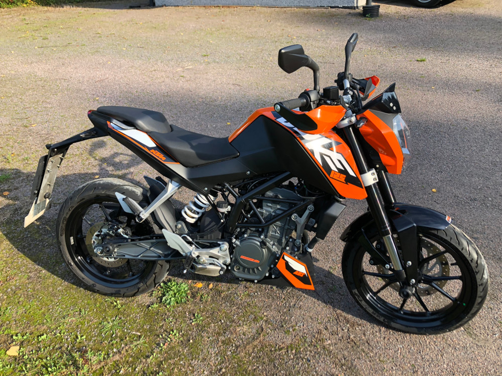 autokoulupyörä